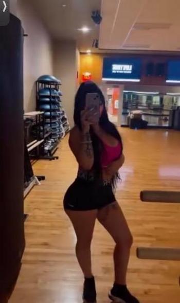 Nessa, 26  female escort, Fort Collins